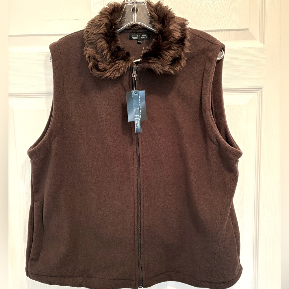 Effeci Woman Chocolate Vest with Faux Fur Collar Women’s Size 2X
